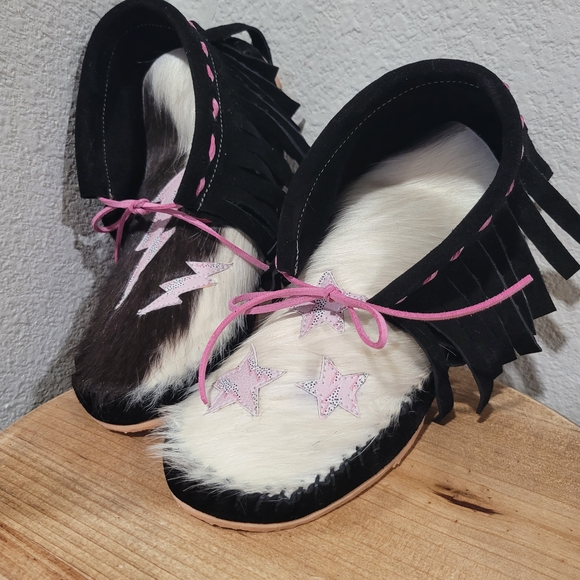 Shed & Shinola Shoes - Black and White Cowhide Moccasins with Pink Accents